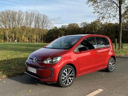 Rot Gebraucht 2022 VW e-up! Style Kleinwagen | 15.200 € (Fairer Preis)