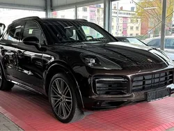 Braun Gebraucht 2020 Porsche Cayenne S Sport SUV | 69.200 € (Fairer Preis)