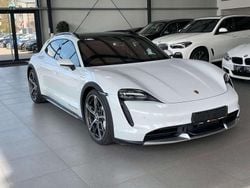 Weiß Gebraucht 2021 Porsche Taycan Cross Turismo Kombi | 169.990 €