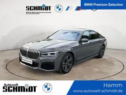Grau Gebraucht 2021 BMW 740 Sport Line Limousine | 58.790 € (Etwas zu teuer)