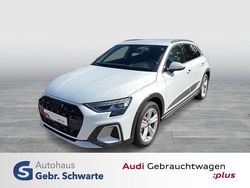 Weiß Gebraucht 2024 Audi A3 Ambiente Limousine | 32.750 € (Fairer Preis)
