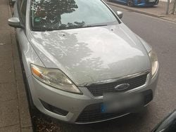 Grau Gebraucht 2007 Ford Mondeo Kombi | 3.300 €