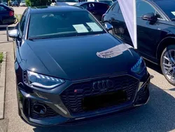 Schwarz Gebraucht 2024 Audi RS4 Sport Kombi | 77.900 € (Fairer Preis)