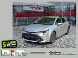 Silber Gebraucht 2019 Toyota Corolla Club Limousine | 19.990 € (Guter Preis)