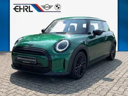 Grün Gebraucht 2022 Mini ONE Kleinwagen | 18.799 € (Fairer Preis)