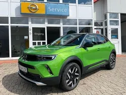 Grün Gebraucht 2022 Opel Mokka-e Elegance SUV | 21.990 € (Etwas zu teuer)