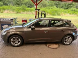 Gelb Gebraucht 2015 Audi A3 Kleinwagen | 9.500 € (Guter Preis)