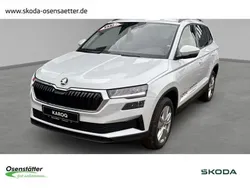 Weiß Gebraucht 2024 Skoda Karoq Selection SUV | 32.980 € (Fairer Preis)