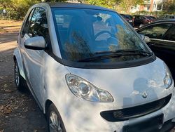 Weiß Gebraucht 2012 Smart ForTwo Coupé Kleinwagen | 3.699 € (Fairer Preis)