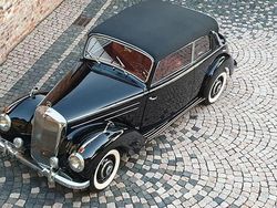 Schwarz Gebraucht 1953 Mercedes 220 Cabrio | 120.000 €