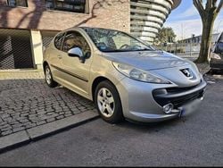 Silber Gebraucht 2009 Peugeot 207 Limousine | 1.000 € (Fairer Preis)