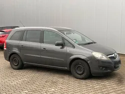 Grau Gebraucht 2009 Opel Zafira Innovation Van / Kleinbus | 2.700 € (Fairer Preis)