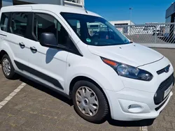 Weiß Gebraucht 2017 Ford Tourneo Connect Van / Kleinbus | 4.650 € (Superpreis)