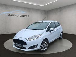 Weiß Gebraucht 2016 Ford Fiesta Kleinwagen | 4.999 € (Fairer Preis)