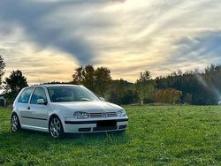 Weiß Gebraucht 1998 VW Golf IV Limousine | 1.354 €