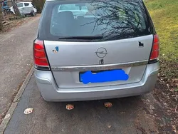 Silber Gebraucht 2005 Opel Zafira Edition Van / Kleinbus | 1.700 € (Guter Preis)
