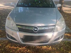 Silber Gebraucht 2007 Opel Astra Kombi | 1.200 € (Superpreis)