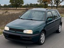 Grün Gebraucht 1996 VW Golf III Limousine | 899 € (Superpreis)