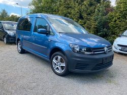 Blau Gebraucht 2016 VW Caddy Maxi Van / Kleinbus | 18.200 € (Etwas zu teuer)
