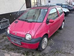 Rot Gebraucht 2000 Renault Twingo Kleinwagen | 600 €