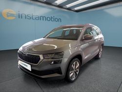 Grau Gebraucht 2022 Skoda Karoq SUV | 25.649 € (Etwas zu teuer)