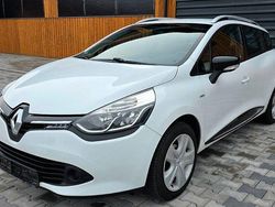 Weiß Gebraucht 2016 Renault Clio IV LIMITED Limousine | 4.490 € (Fairer Preis)