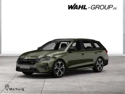 Grün Neu 2025 Skoda Octavia RS Kombi | 45.490 € (Etwas zu teuer)