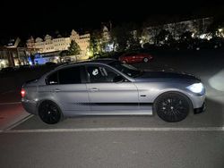 Grau Gebraucht 2008 BMW 318 Coupé | 4.999 € (Fairer Preis)