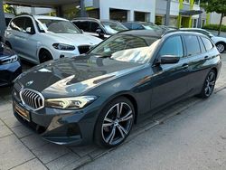 Grau Gebraucht 2024 BMW 320 M Sport Limousine | 36.950 € (Superpreis)