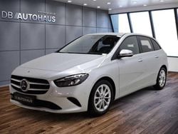 Silber Gebraucht 2022 Mercedes B220 Style Van / Kleinbus | 29.650 € (Guter Preis)