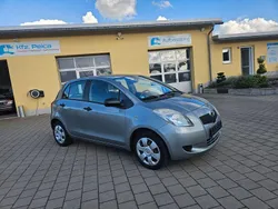 Silber Gebraucht 2008 Toyota Yaris Cool Kleinwagen | 3.700 € (Fairer Preis)