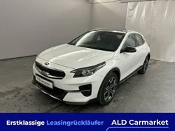 Lackierung: deluxeweiß lack. > deluxeweiss met. Gebraucht 2021 Kia XCeed Spirit SUV | 20.980 € (Fairer Preis)