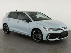 Crystal ice blue metallic Neu 2025 VW Golf VIII R-line Limousine | 31.995 € (Fairer Preis)