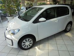 Weiß Gebraucht 2018 VW up! move up! Kleinwagen | 7.999 € (Etwas zu teuer)
