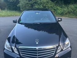 Schwarz Gebraucht 2011 Mercedes E350 Limousine | 13.500 € (Teuer)