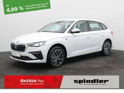 Moonweiss metallic Gebraucht 2024 Skoda Scala Drive Kleinwagen | 23.880 € (Fairer Preis)