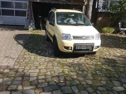 Gelb Gebraucht 2005 Fiat Panda 4x4 Kleinwagen | 5.500 €