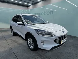 Weiß Gebraucht 2020 Ford Kuga Titanium X SUV | 21.390 € (Fairer Preis)