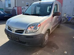 Silber Gebraucht 2006 Nissan Kubistar Premium Edition Kombi | 1.100 €