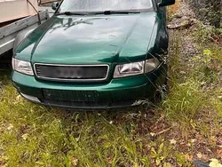 Grün Gebraucht 1997 Audi A4 Kombi | 400 € (Superpreis)