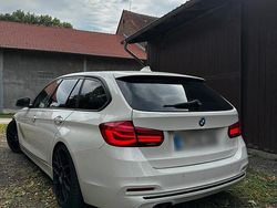 Weiß Gebraucht 2016 BMW 330 M Performance Kombi | 13.500 € (Superpreis)
