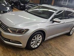 Reflexsilber metallic Gebraucht 2019 VW Passat Highline Kombi | 18.500 € (Fairer Preis)