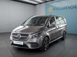 Grau Gebraucht 2022 Mercedes V300 Van / Kleinbus | 72.099 €