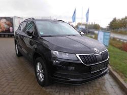 Schwarz Gebraucht 2018 Skoda Karoq Ambition SUV | 15.000 € (Fairer Preis)