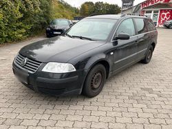 Schwarz Gebraucht 2002 VW Passat Kombi | 500 € (Etwas zu teuer)