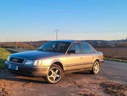 Grau Gebraucht 1991 Audi 100 Limousine | 3.800 €