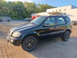 Schwarz Gebraucht 2005 Mercedes ML270 SUV | 5.900 €