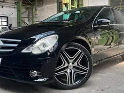 Schwarz Gebraucht 2006 Mercedes R500 AMG Van / Kleinbus | 21.990 €