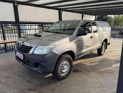 Silber Gebraucht 2015 Toyota HiLux Abholung | 13.999 €