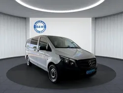 Silber Gebraucht 2020 Mercedes Vito Van / Kleinbus | 26.499 € (Guter Preis)